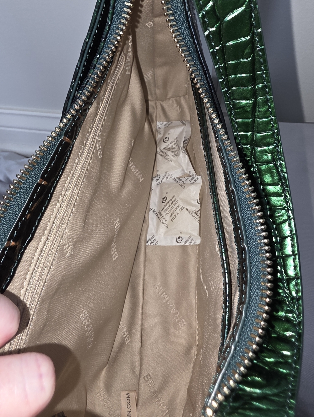 Brahmin Kyrie Evergreen Ombre Melbourne Croc Embossed Leather Shoulder Bag NWT - Picture 6 of 14